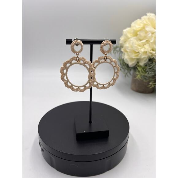 Shashi Anthropologie Off White Hand
Woven Raffia Hoop Door Knocker Earrings - Picture 2 of 8